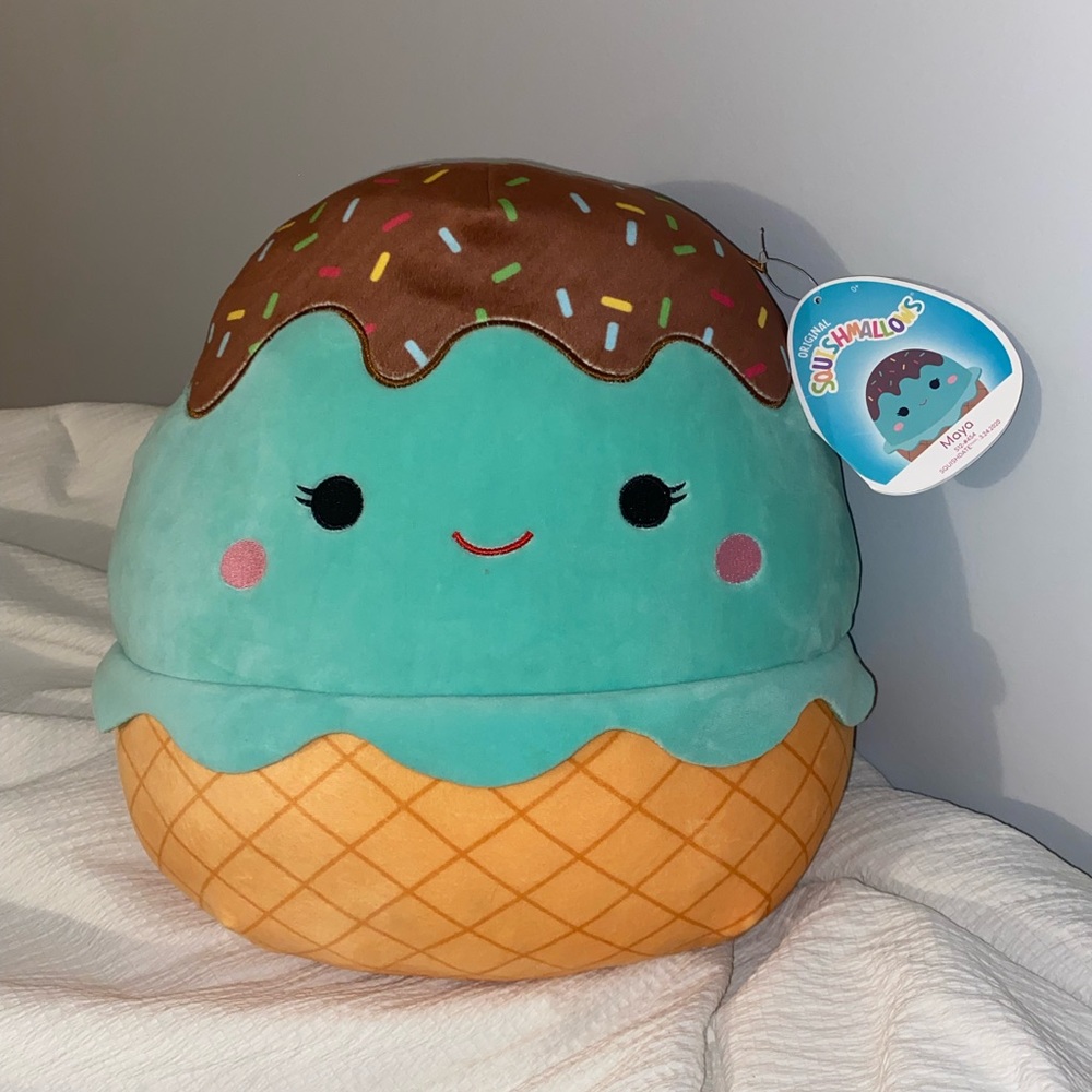 Maya Squishmallow